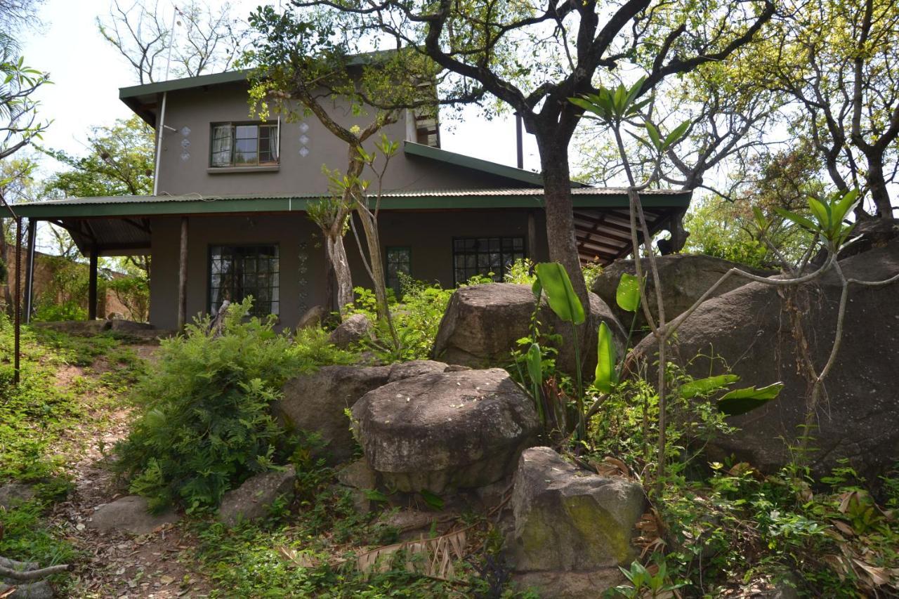 Villa Leopard Tree Retreat Mbombela Exterior foto